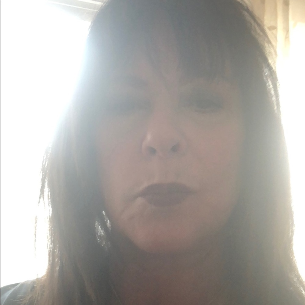 Meet your Posher, Lucy